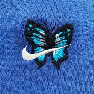 制服丝袜美女操逼
