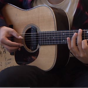 制服丝袜美女操逼
